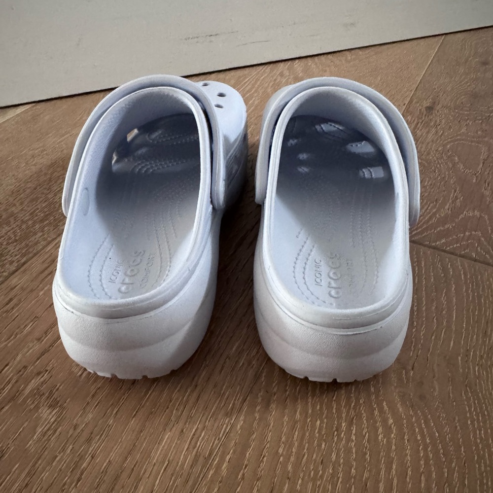 CROCS platform Clogs - Picture 4 of 7